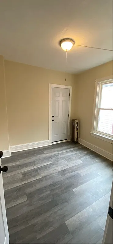 1 bed, 2.0 bath, 200 sqft, $700 — Photo 1