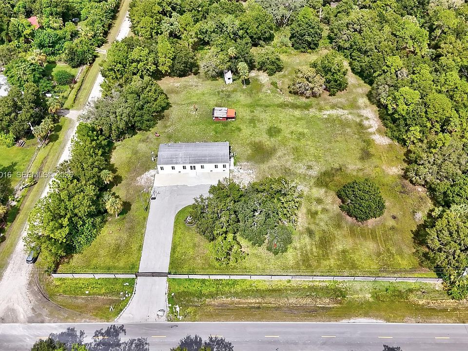 1st image of 227 Hunting Club Ave