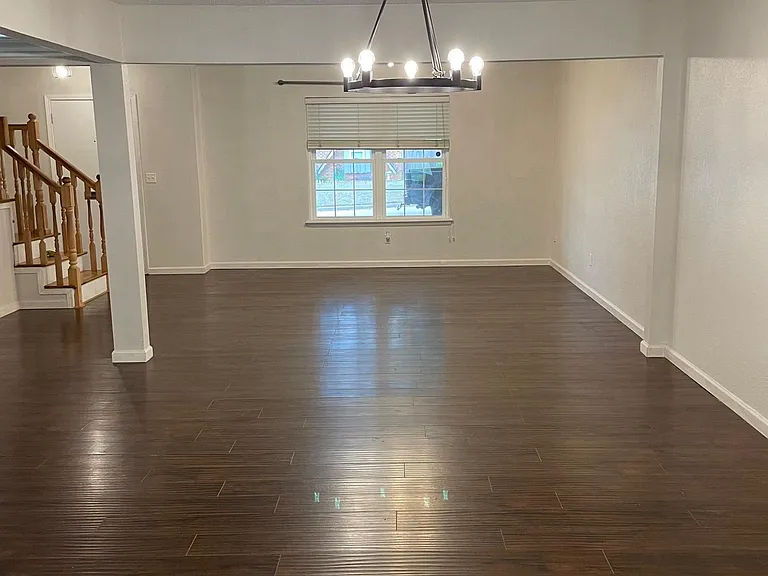 640 Reynolds Rd — Photo 7