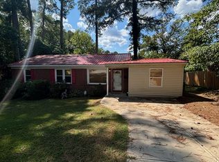 1106 Pinehurst St, Sanford, NC 27330