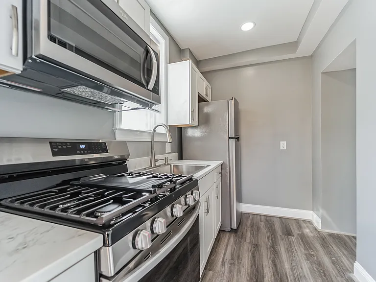 4806 Liberty Heights Ave — Photo 42