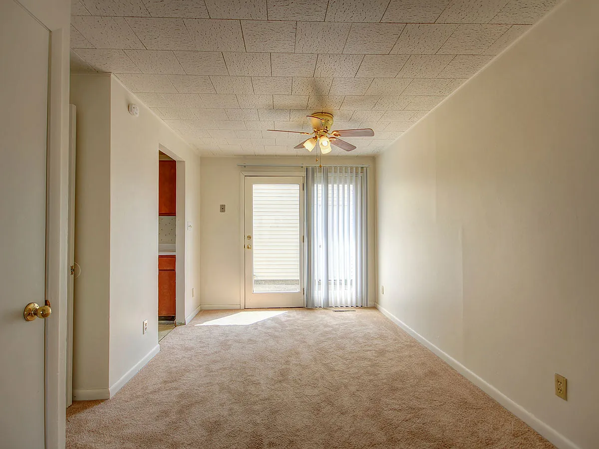 CR - 1008 Crescent Dr — Photo 4