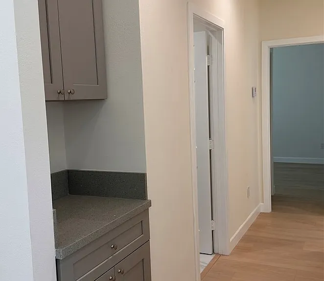 3829 Esmeralda Ave — Photo 9