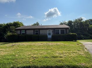1725 Scarbrough Ct, Lexington, KY 40505