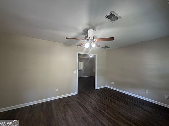 4th image of 3694 Dale Ln