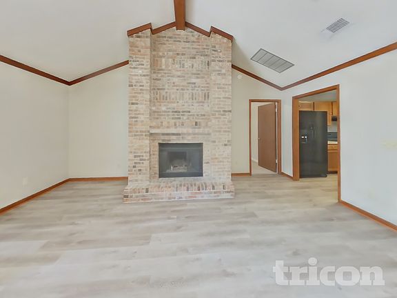 2nd image of 4750 Deerfoot Ct