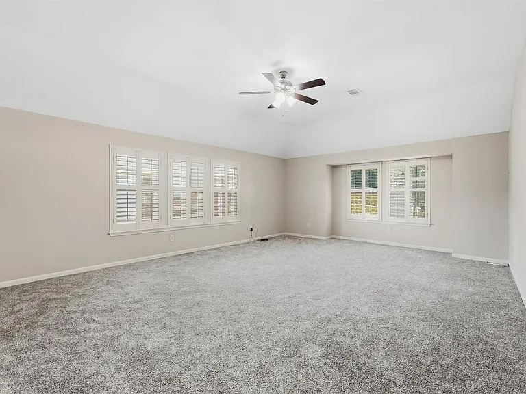 5507 Opal Cove Ct — Photo 31