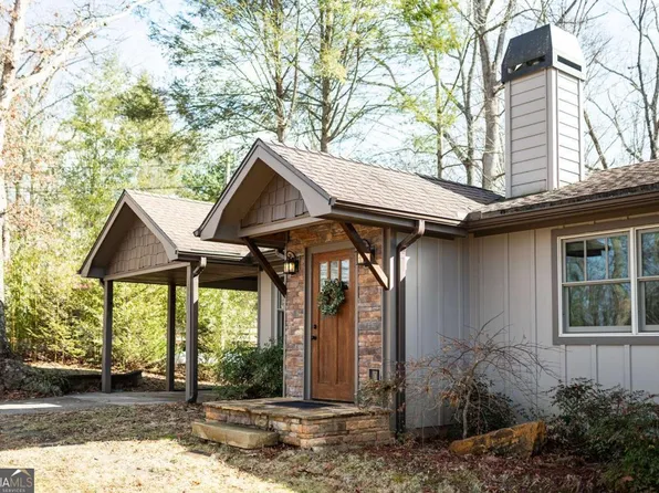 665 Davis Rd, Blue Ridge, GA 30513