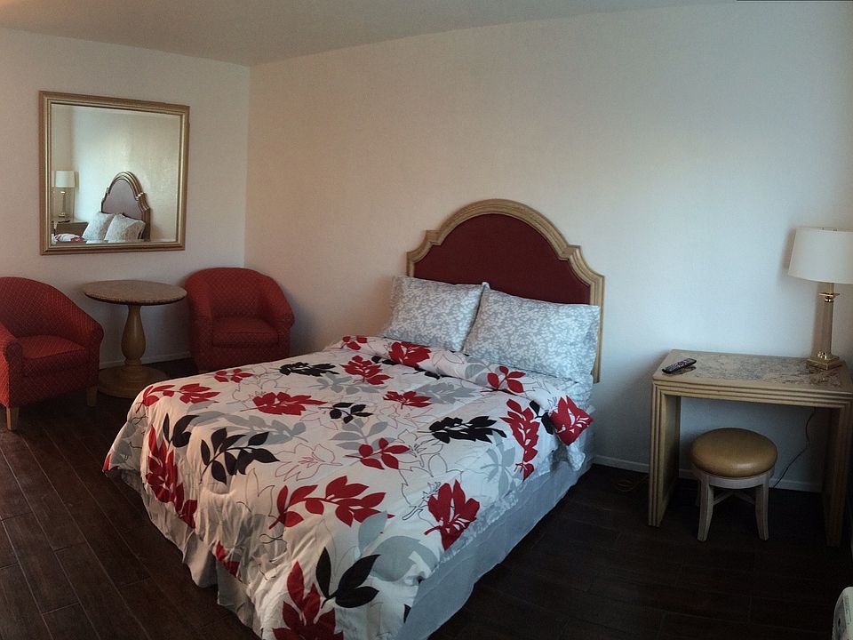 1st image of 464 Lee Ave