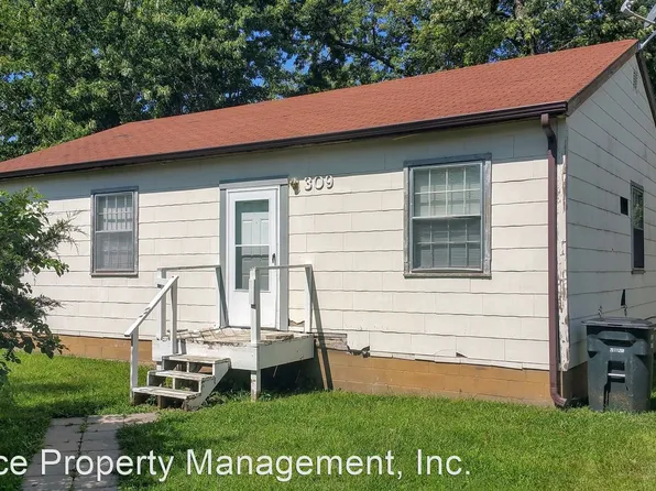 309 8th St, Ogden, KS 66517