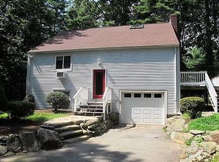 38 Fanning Ln, Smithfield, RI 02828