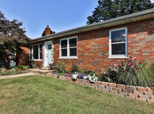 10619 E Grantview Dr, Saint Louis, MO