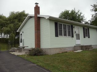 15 W Ridge Loop Rd, Romney, WV 26757