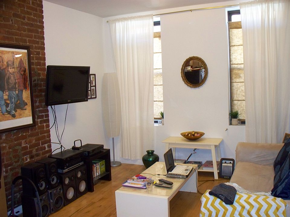 1st image of 2082 8th Ave APT 2A