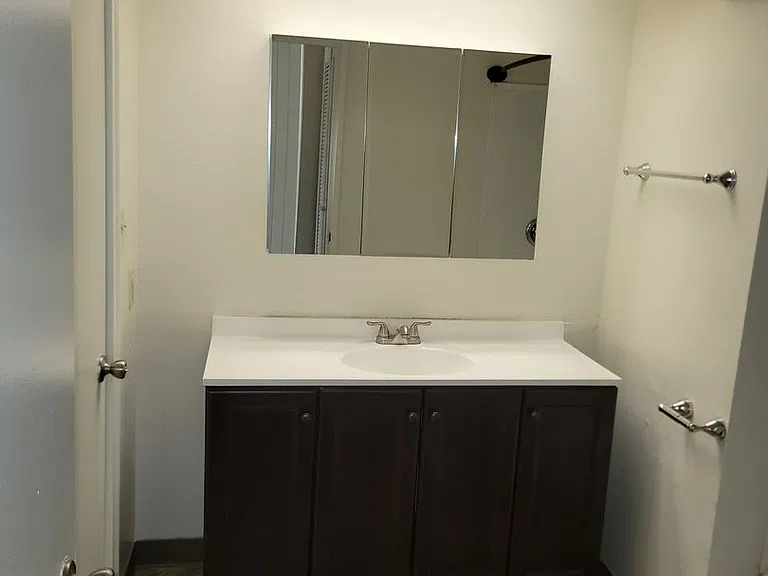 339-Walnut Hill Apartments — Photo 16