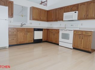 22392 Woodfield Trl, Strongsville, OH 44149