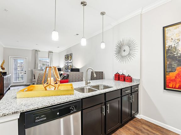 Kitchen | Synergy Floorplan 2 Bed 2 Bath 1096 sf