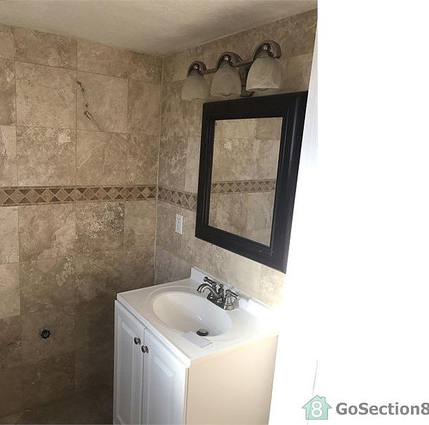 2nd image of 4590 SW 67th Ave APT 10