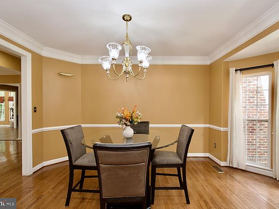5th image of 15625 Copper Beech Dr