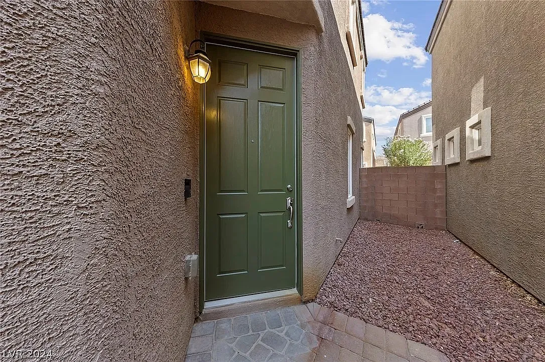9474 Van Halen Ln — Photo 3