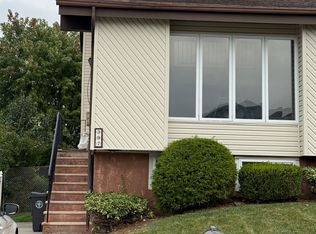 397 Brookfield Ave, Staten Island, NY 10308
