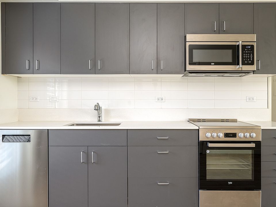 Steppe Apartments | One Bedroom A Kitchen