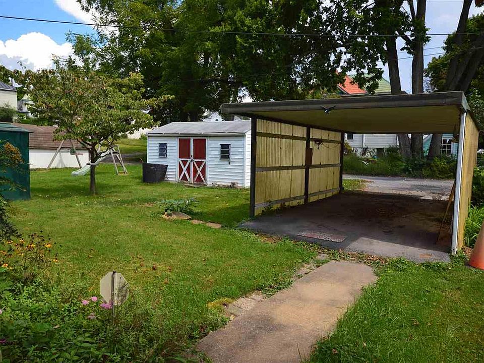 2nd image of 134 Dupont Blvd
