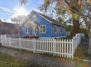 109 E Oak St, Pierre, SD 57501