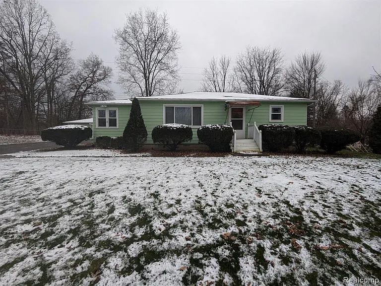 6305 Waldon Rd — Photo 1