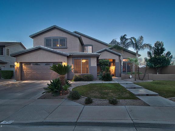 3rd image of 2252 S Drexel Cir