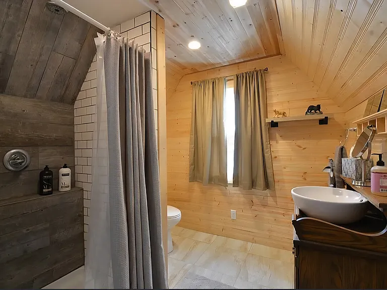 1014 Bulen Ave — Photo 11