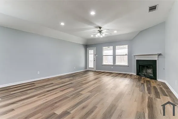 815 Creekside Dr — Photo 17