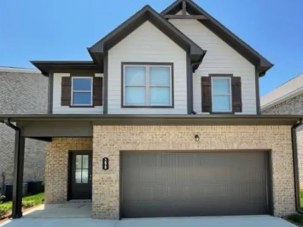 298 Shiloh Creek Dr, Calera, AL 35040