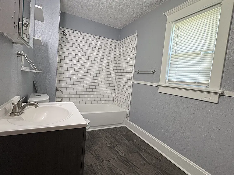 4202 Pearl St — Photo 34