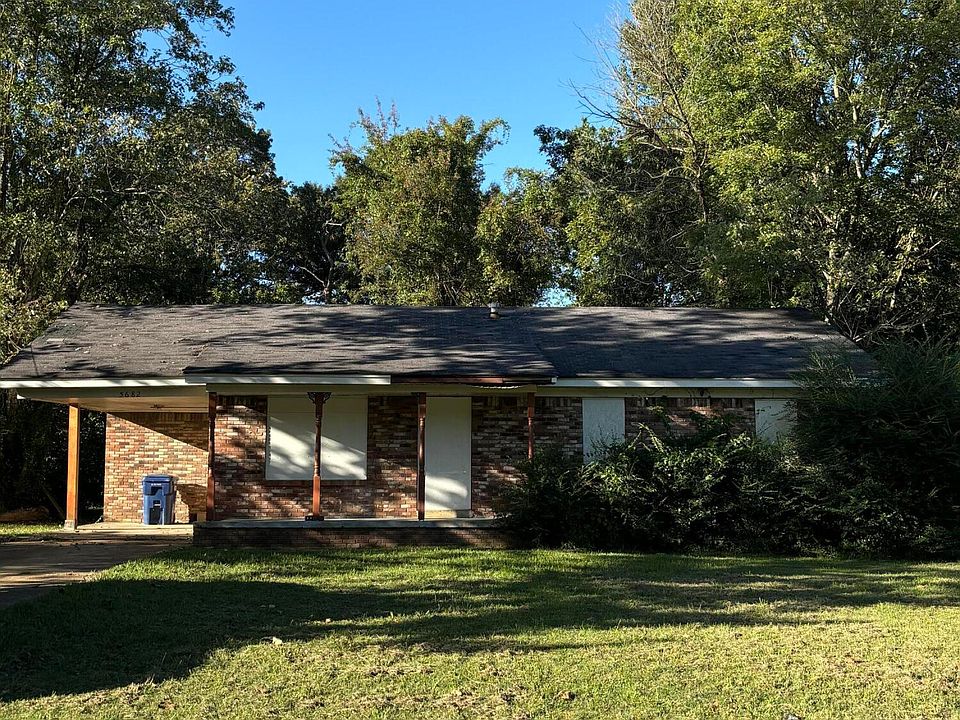 1st image of 5682 Caroline Dr