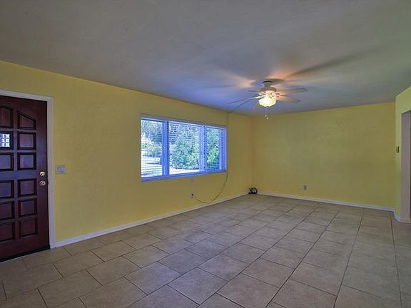 5th image of 2810 Lake Tarpon Dr