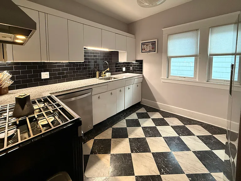 19 Claremont Ave #2 — Photo 30