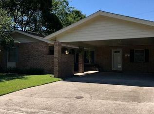 124 Alamo Dr, Houma, LA 70360