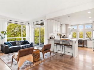 2238 Whatcom Rd #116, Abbotsford, BC V3G 0E6