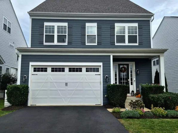 25604 Harvest Hills Dr, Chantilly, VA 20152