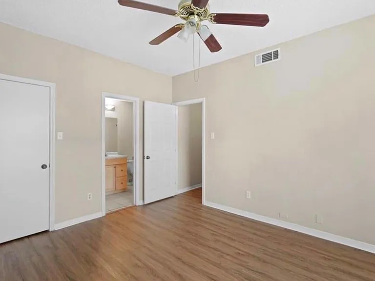 10164 Oakberry St — Photo 7
