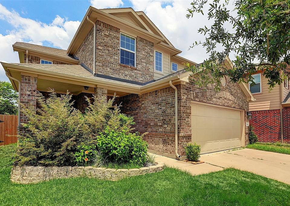 1st image of 6138 Carver Pines Dr