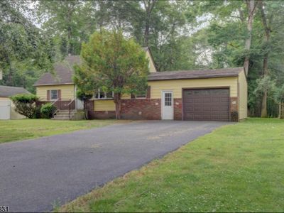 29 Roosevelt St, Pequannock, NJ, 07440