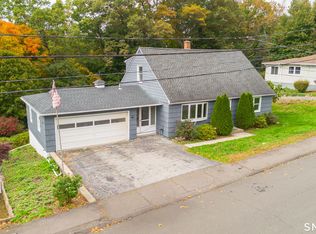 52 Phoenix Avenue, Naugatuck, CT 06770