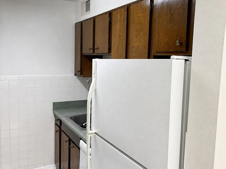 300 Bayou Blvd #116 — Photo 8