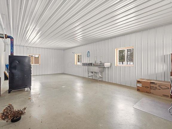 5th image of 7789 New Delaware Rd