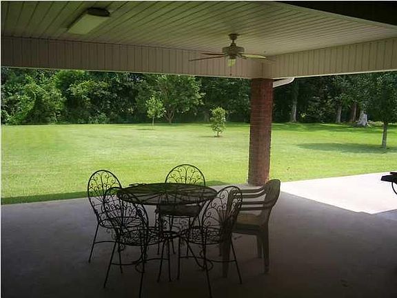 5th image of 2508 Blue Haven Dr