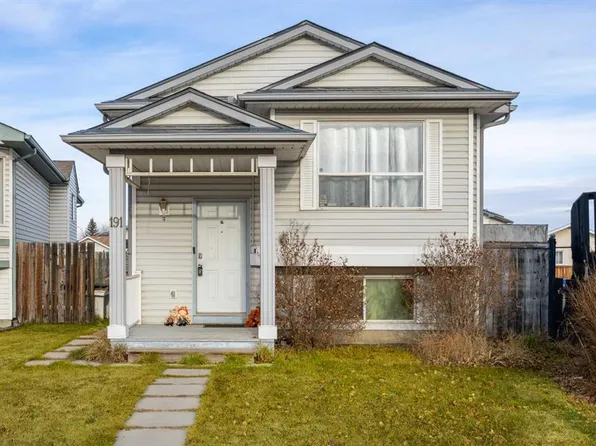 191 Applebrook Cir SE, Calgary, AB T2A 7T3