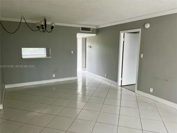 3101 NW 47th Ter APT 428, Fort Lauderdale, FL 33319