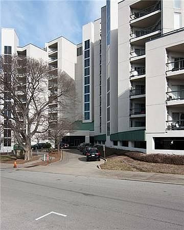 1st image of 900 19th Ave S APT 1004
